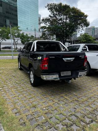 TOYOTA HILUX 2.7 SRV 4X4 CD 16V FLEX 4P AUTOMÁTICO TOYOTA HILUX 2.7 SRV 4X4 CD 16V FLEX 4P AUTOMÁTICO